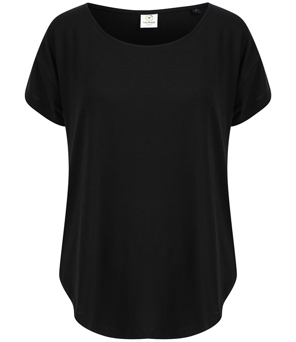 Scoop neck T