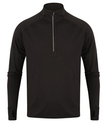 Long-sleeved ¼ zip top