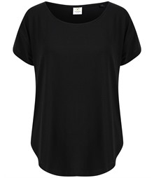 Scoop neck T